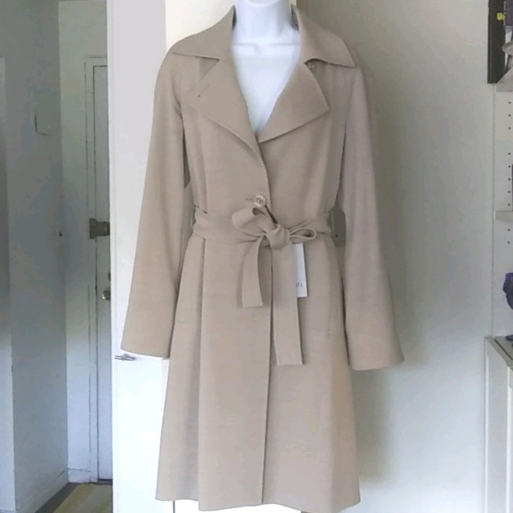 Cinzia Rocca NWT Feminine Light Coat
